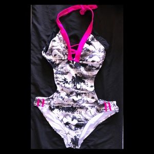 Women’s/Junior’s OP Monokini Swimsuit